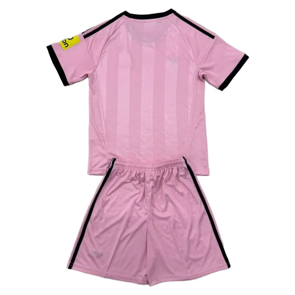 Conjunto Newcastle United Portero 2025/2026 Niño Rosa
