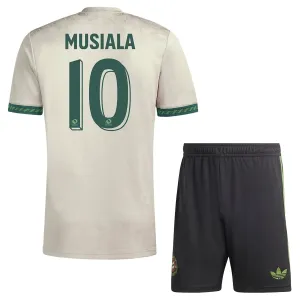 Conjunto FC Bayern Múnich Oktoberfest Jamal Musiala 10 2025/2026 Niño