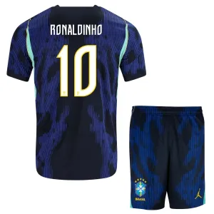Conjunto Brasil Ronaldinho 10 Visitante Mundial 2026 Niño